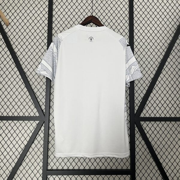 Manchester City Edición Especial Año del Dragon 2024/2025