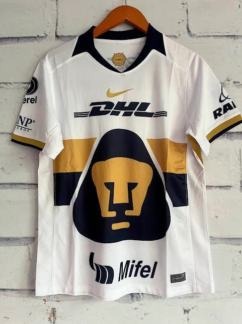 Pumas 2025/2026 Local