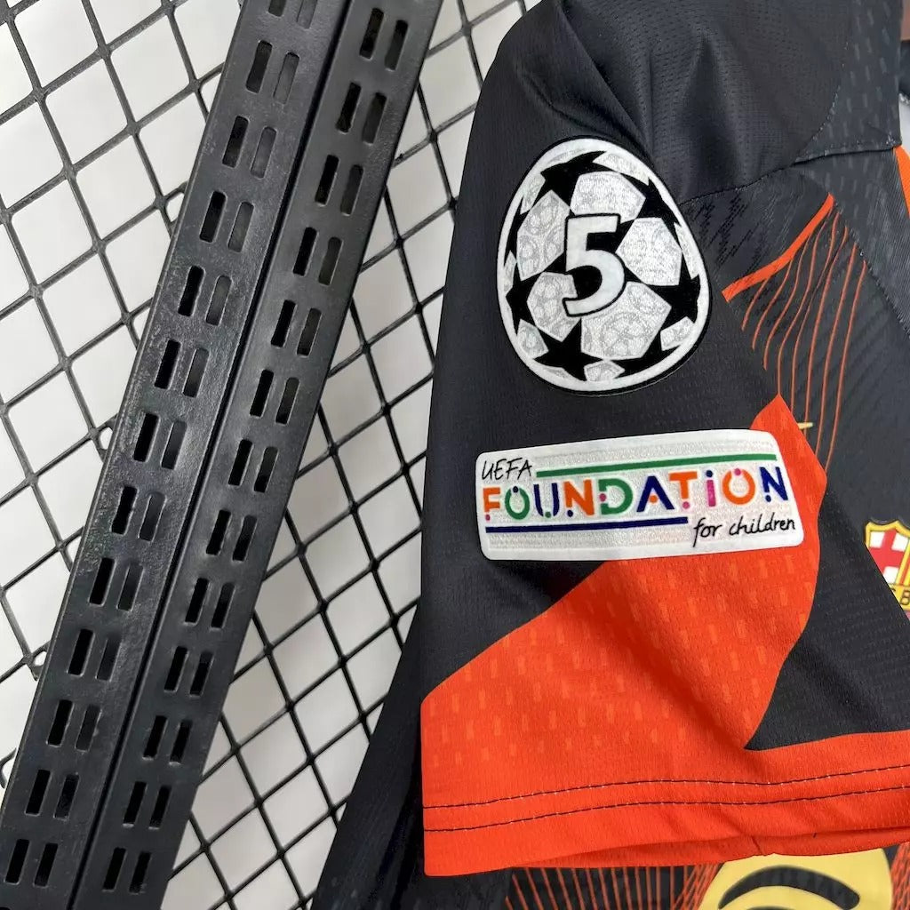 Barcelona Edición Especial 2025/2026 (Negro y Naranja)