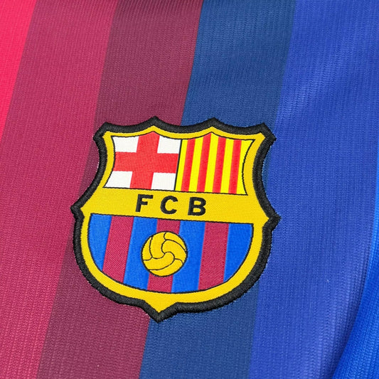Barcelona 2026/2027 Local